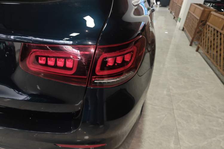Used Mercedes-Benz GLC 2022 Refreshed GLC 260 L 4MATIC Dynamic Edition Right Rear Taillight