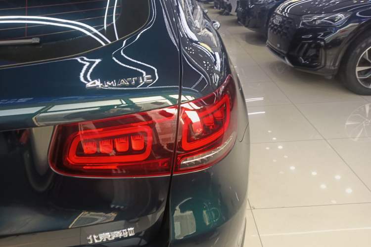 Used Mercedes-Benz GLC 2022 Refreshed GLC 300 L 4MATIC Dynamic Edition Right Rear Taillight
