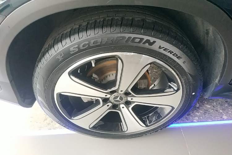 Used Mercedes-Benz GLC 2022 Refreshed GLC 300 L 4MATIC Dynamic Edition Prestige Version Right Rear Wheel Hub