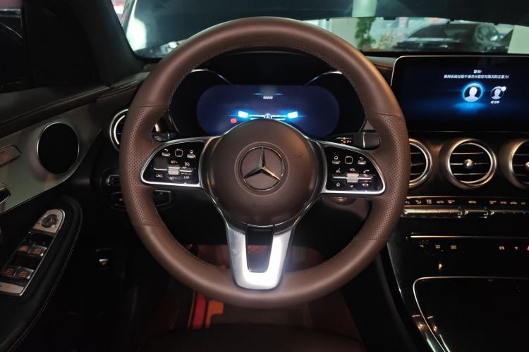 Used Mercedes-Benz GLC 2022 Refreshed GLC 260 L 4MATIC Dynamic Edition Steering Wheel