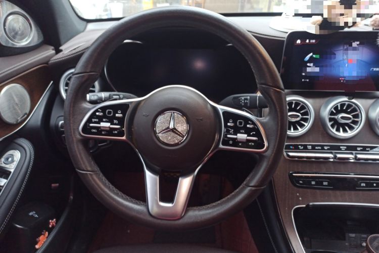 Used Mercedes-Benz GLC 2022 GLC 300 L 4MATIC Dynamic Model Steering Wheel