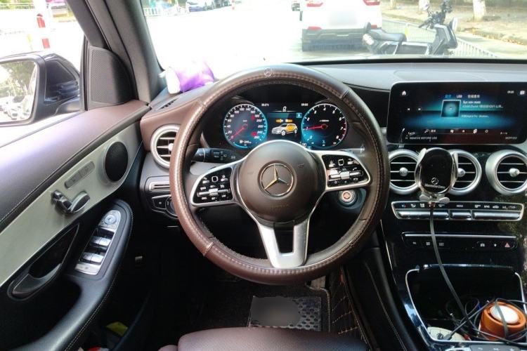 Used Mercedes-Benz GLC 2022 Facelifted GLC 260 L 4MATIC Dynamic Edition Steering Wheel