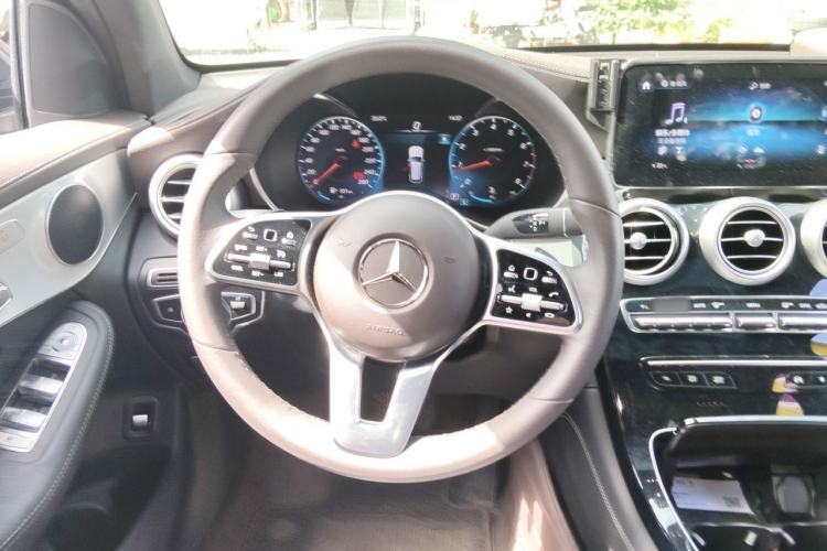 Used Mercedes-Benz GLC 2022 Facelifted GLC 260 L 4MATIC Dynamic Edition Steering Wheel