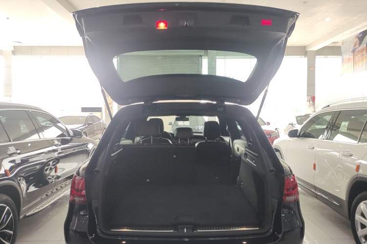 Used Mercedes-Benz GLC 2022 Facelifted GLC 260 L 4MATIC Dynamic Edition Trunk