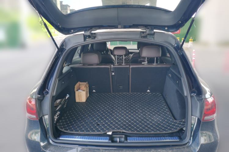 Used Mercedes-Benz GLC 2022 Refreshed GLC 300 L 4MATIC Dynamic Edition Prestige Version Trunk