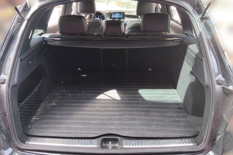 Used Mercedes-Benz GLC 2022 Facelifted GLC 260 L 4MATIC Dynamic Edition Trunk