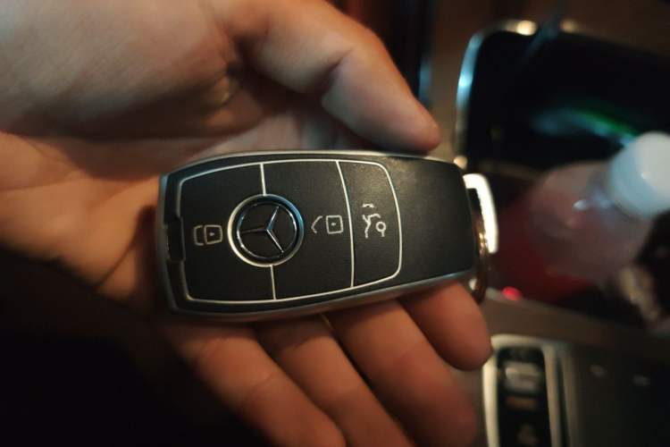 Used Mercedes-Benz GLC 2022 Refreshed GLC 300 L 4MATIC Dynamic Edition Vehicle Key