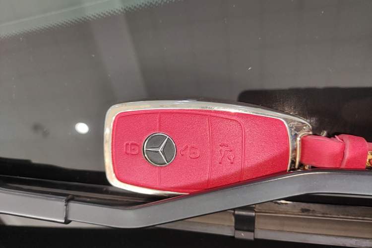 Used Mercedes-Benz GLC 2022 Facelifted GLC 260 L 4MATIC Dynamic Edition Vehicle Key