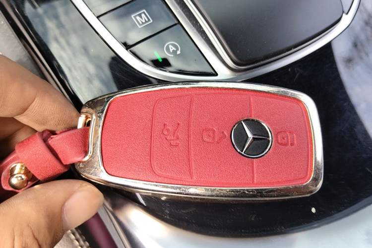Used Mercedes-Benz GLC 2022 Facelifted GLC 260 L 4MATIC Dynamic Edition Vehicle Key