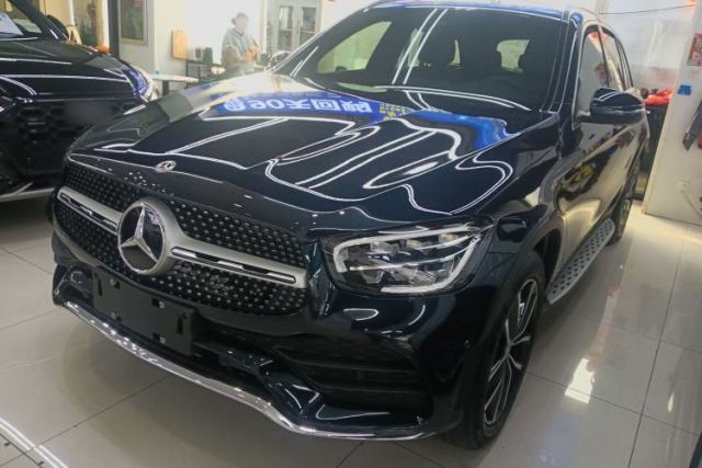Ojetý Mercedes-Benz GLC 2022 Refreshed GLC 300 L 4MATIC Dynamic Edition