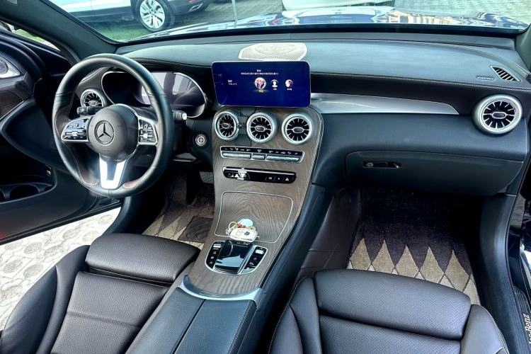 Used Mercedes-Benz GLC 2022 Refreshed GLC 300 L 4MATIC Dynamic Edition Prestige Version Interior 1