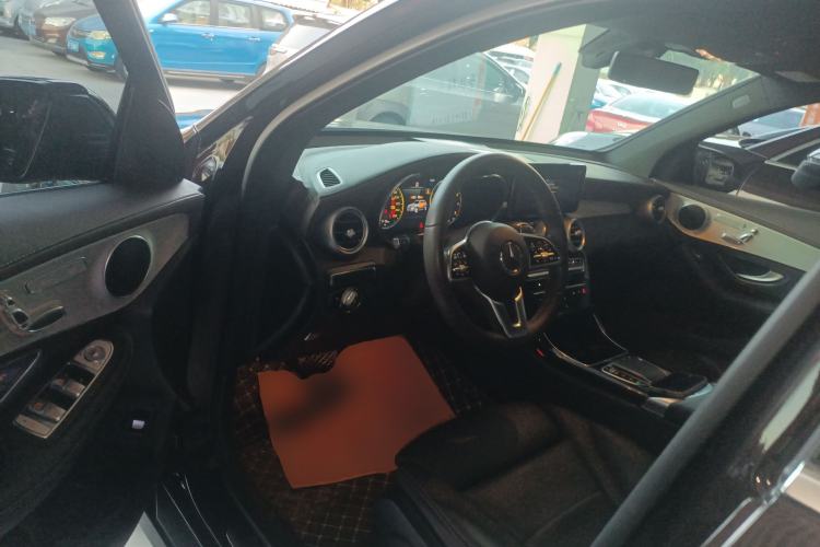 Used Mercedes-Benz GLC 2022 Facelifted GLC 260 L 4MATIC Dynamic Edition Interior 3
