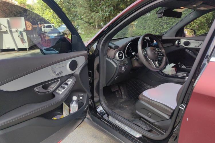 Used Mercedes-Benz GLC 2022 Second Facelift GLC 260 L 4MATIC Dynamic Edition Driver Seat