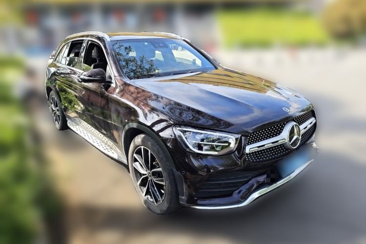 Used Mercedes-Benz GLC 2022 Refreshed GLC 300 L 4MATIC Dynamic Edition Front Right 45 Deg