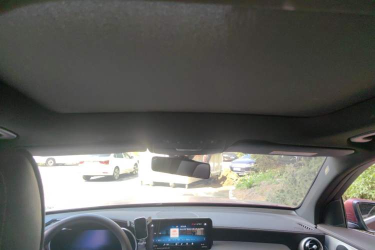 Used Mercedes-Benz GLC 2022 Second Facelift GLC 260 L 4MATIC Dynamic Edition Headliner