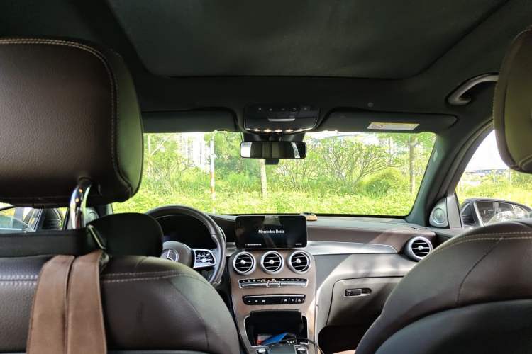Used Mercedes-Benz GLC 2022 Refreshed GLC 300 L 4MATIC Dynamic Edition Headliner