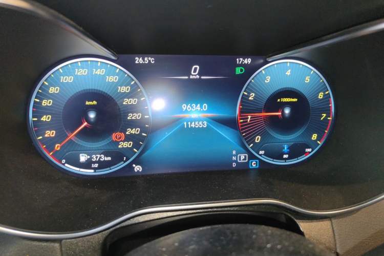 Used Mercedes-Benz GLC 2022 Second Facelift GLC 260 L 4MATIC Dynamic Edition Odometer Close Up