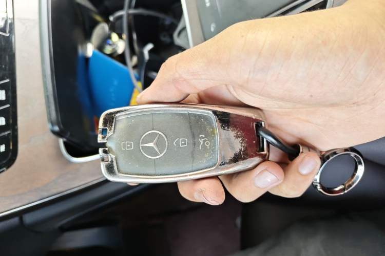 Used Mercedes-Benz GLC 2022 Refreshed GLC 300 L 4MATIC Dynamic Edition Vehicle Key