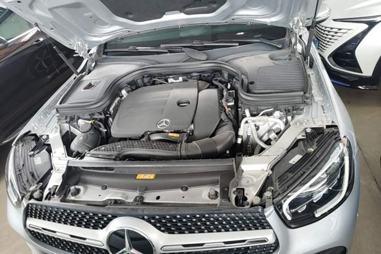Used Mercedes-Benz GLC 2022 Facelifted GLC 260 L 4MATIC Dynamic Edition Engine Bay