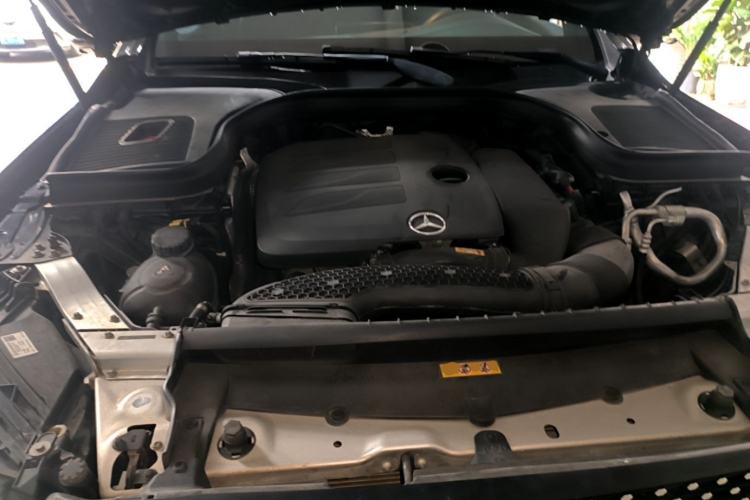 Used Mercedes-Benz GLC 2022 Second Facelift GLC 260 L 4MATIC Luxury Edition Engine Bay