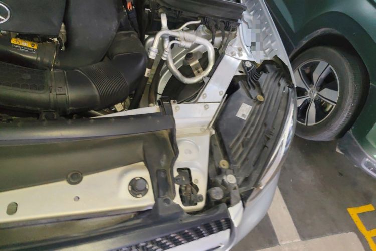 Used Mercedes-Benz GLC 2022 Facelift GLC 260 L 4MATIC Luxury Edition Engine Bay Left