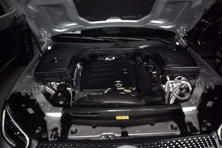 Used Mercedes-Benz GLC 2022 Second Facelift GLC 260 L 4MATIC Luxury Edition Engine Bay