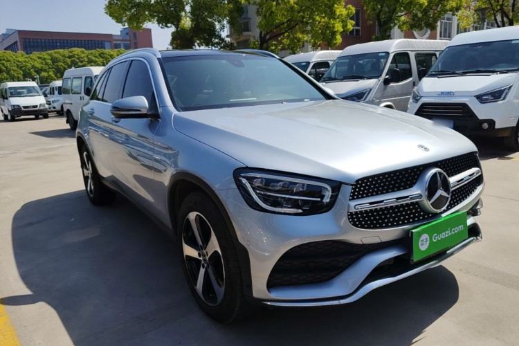 Used Mercedes-Benz GLC 2022 Facelifted GLC 260 L 4MATIC Dynamic Edition Front Right 45 Deg