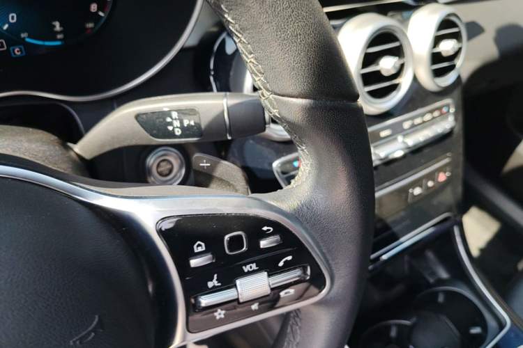 Used Mercedes-Benz GLC 2022 Facelifted GLC 260 L 4MATIC Dynamic Edition Gear Lever
