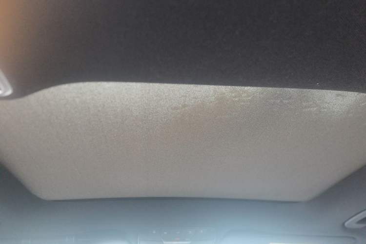 Used Mercedes-Benz GLC 2022 GLC 300 L 4MATIC Dynamic Edition Prestige Model Headliner