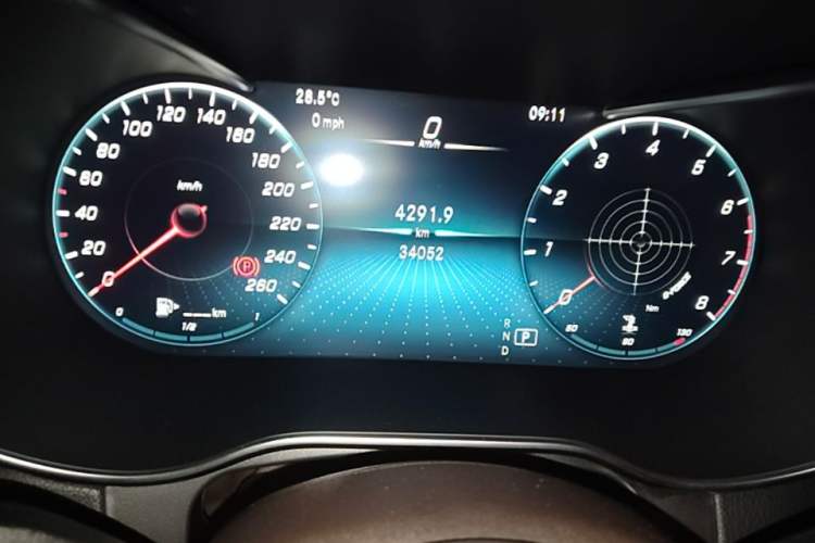 Used Mercedes-Benz GLC 2022 Second Facelift GLC 260 L 4MATIC Luxury Edition Instrument Cluster