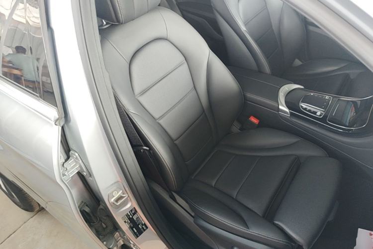 Used Mercedes-Benz GLC 2022 Facelifted GLC 260 L 4MATIC Dynamic Edition Right Front Seat