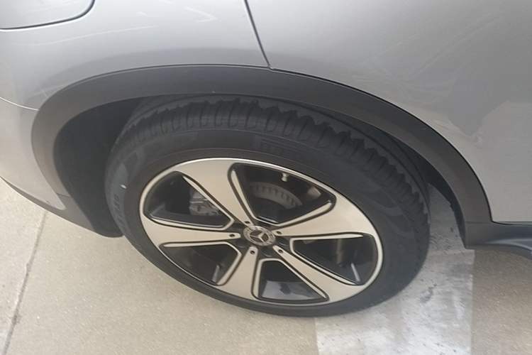 Used Mercedes-Benz GLC 2022 GLC 300 L 4MATIC Dynamic Edition Prestige Model Right Rear Wheel Hub