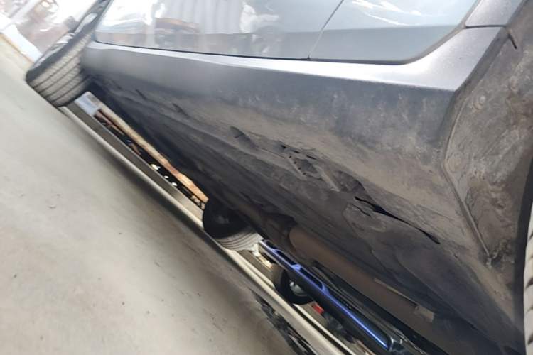 Used Mercedes-Benz GLC 2022 Facelifted GLC 260 L 4MATIC Dynamic Edition Right Side Sill