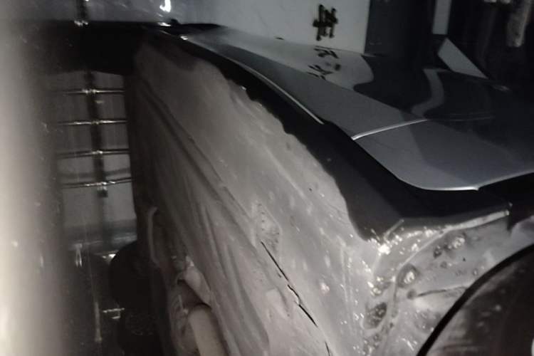 Used Mercedes-Benz GLC 2022 Second Facelift GLC 260 L 4MATIC Luxury Edition Right Side Sill