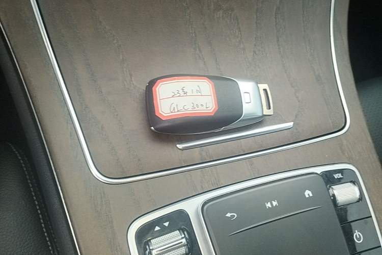 Used Mercedes-Benz GLC 2022 GLC 300 L 4MATIC Dynamic Edition Prestige Model Vehicle Key