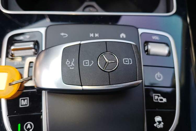 Used Mercedes-Benz GLC 2022 Facelifted GLC 260 L 4MATIC Dynamic Edition Vehicle Key