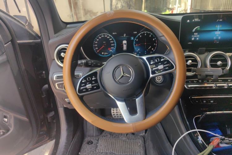 Used Mercedes-Benz GLC 2022 Refreshed GLC 260 L 4MATIC Dynamic Edition Steering Wheel