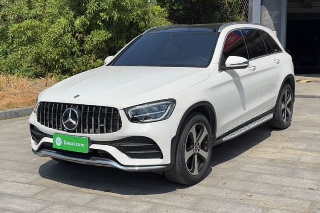 Ojetý Mercedes-Benz GLC 2022 Facelifted GLC 260 L 4MATIC Dynamic Edition