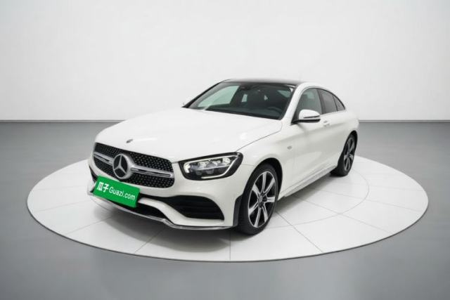 Ojetý Mercedes-Benz GLC 2022 Facelift GLC 300 L 4MATIC Luxury Edition
