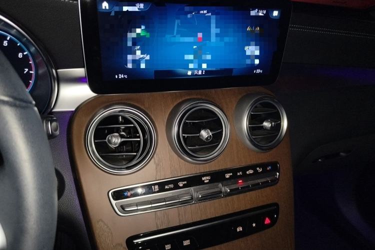 Used Mercedes-Benz GLC 2022 Refreshed GLC 300 L 4MATIC Dynamic Edition Prestige Version Audio And AC Panel