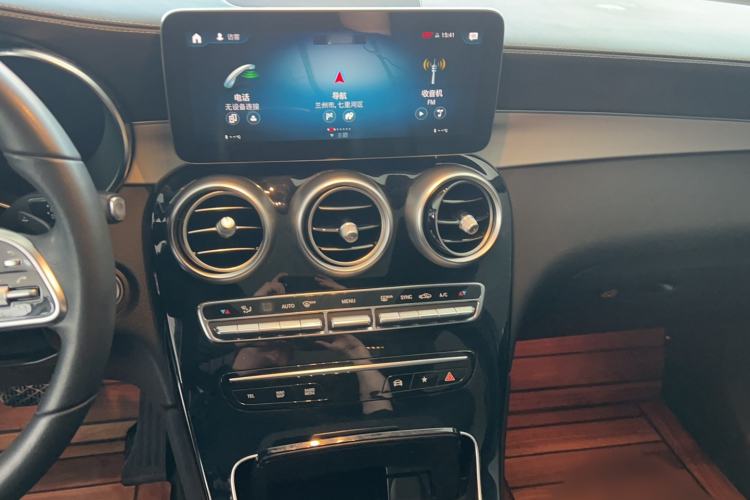 Used Mercedes-Benz GLC 2022 Facelifted GLC 260 L 4MATIC Dynamic Edition Audio And AC Panel