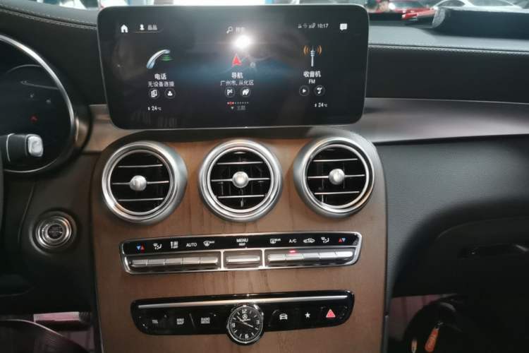 Used Mercedes-Benz GLC 2022 Refreshed GLC 300 L 4MATIC Dynamic Edition Audio And AC Panel