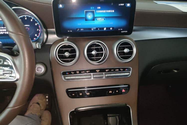 Used Mercedes-Benz GLC 2022 GLC 300 L 4MATIC Dynamic Model Audio And AC Panel