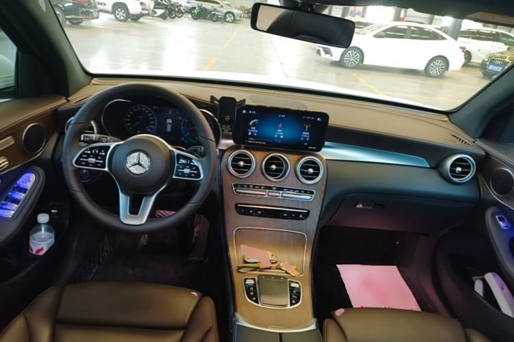 Used Mercedes-Benz GLC 2022 Refreshed GLC 300 L 4MATIC Dynamic Edition Prestige Version Center Console