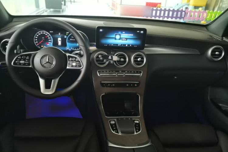 Used Mercedes-Benz GLC 2022 Refreshed GLC 300 L 4MATIC Dynamic Edition Prestige Version Center Console