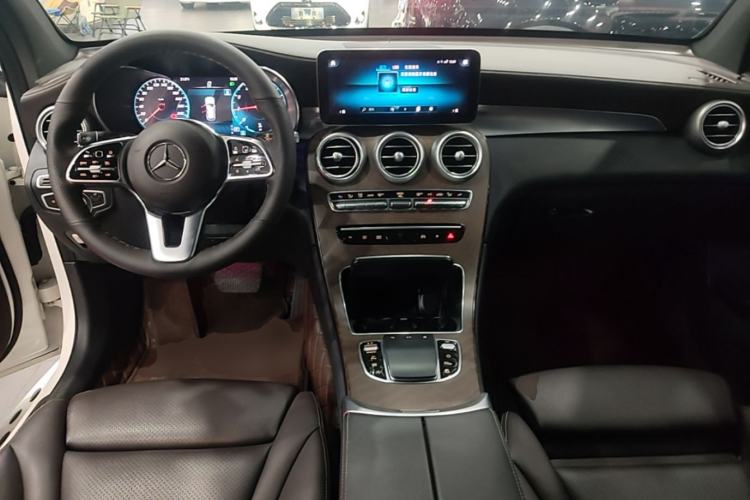 Used Mercedes-Benz GLC 2022 Refreshed GLC 300 L 4MATIC Dynamic Edition Prestige Version Center Console