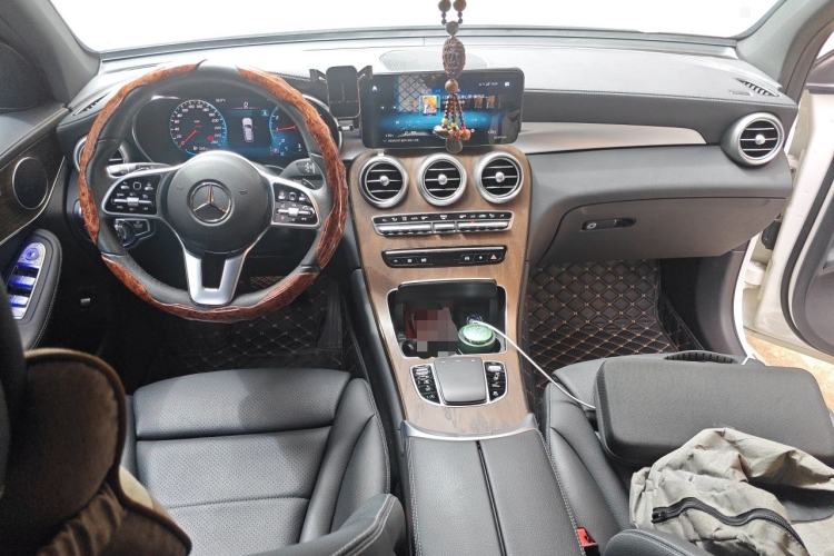 Used Mercedes-Benz GLC 2022 Refreshed GLC 300 L 4MATIC Dynamic Edition Prestige Version Center Console