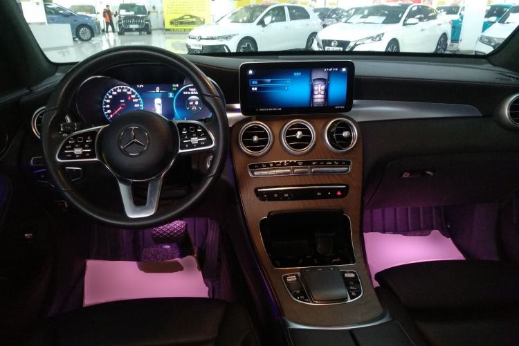 Used Mercedes-Benz GLC 2022 Refreshed GLC 300 L 4MATIC Dynamic Edition Prestige Version Center Console