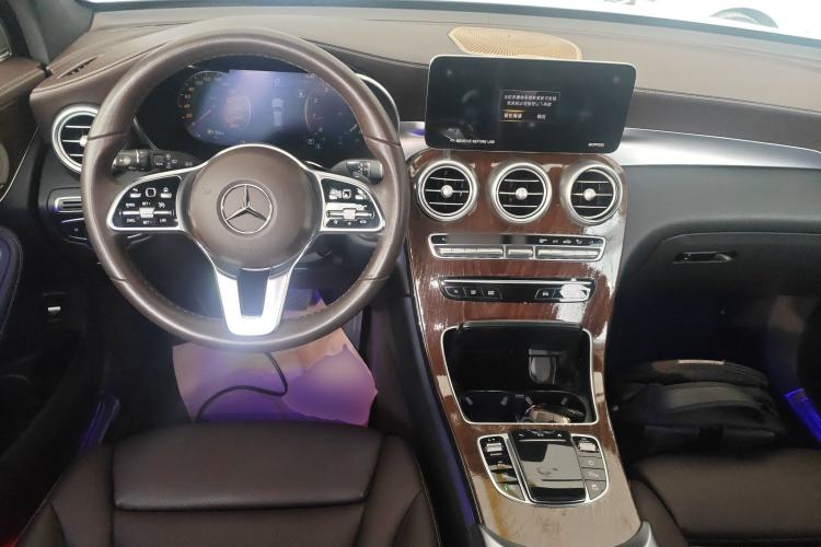 Used Mercedes-Benz GLC 2022 Refreshed GLC 300 L 4MATIC Dynamic Edition Prestige Version Center Console