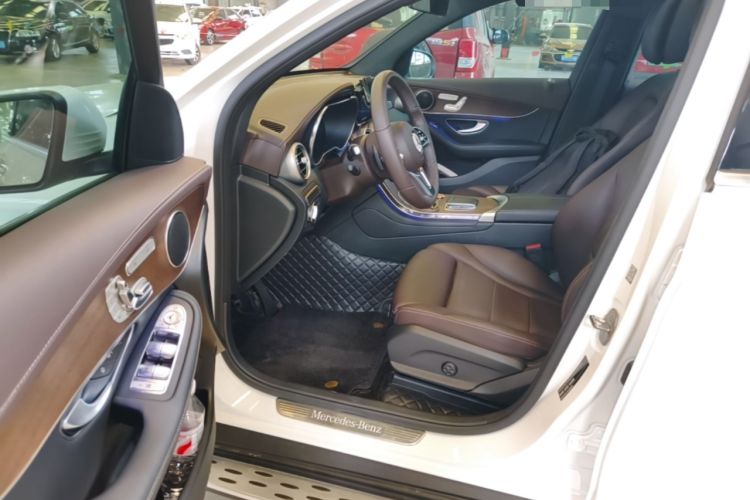 Used Mercedes-Benz GLC 2022 Refreshed GLC 300 L 4MATIC Dynamic Edition Prestige Version Driver Seat
